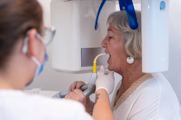 Best Emergency Root Canal Treatment in Long Beach, CA